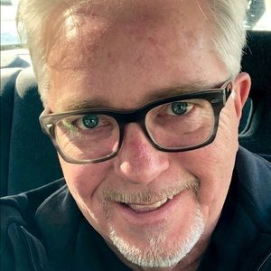 Meet your Posher, Kevin